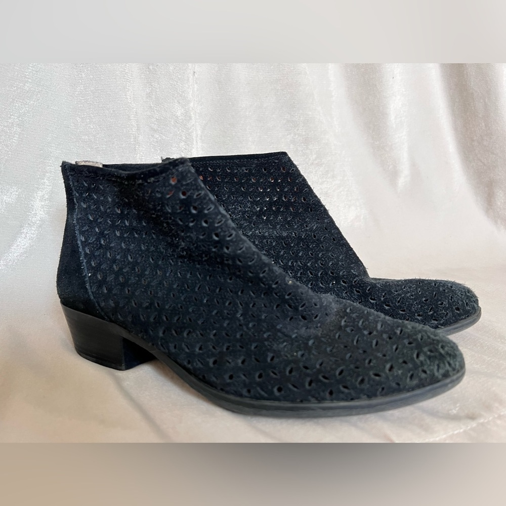 Lucky Brand ankle boots